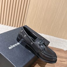 Alexander Wang 亚力山大王26新款乐福鞋单鞋 官网同步最新款,专柜最高版本💯顶级品质,松糕厚底时髦感十足 Alexander Wang 亚力山大王26新款乐福鞋单鞋 官网同步最新款,专柜最高版本💯顶级品质,松糕厚底时髦感十足