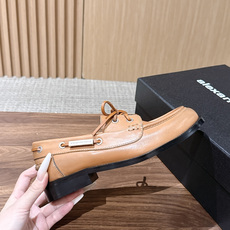 Alexander Wang 亚力山大王26新款乐福鞋单鞋 官网同步最新款,专柜最高版本💯顶级品质,松糕厚底时髦感十足 Alexander Wang 亚力山大王26新款乐福鞋单鞋 官网同步最新款,专柜最高版本💯顶级品质,松糕厚底时髦感十足