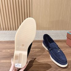 Loro Piana 诺悠翩雅🐰卡兔毛乐福鞋单鞋 意大利高级品牌Loro Piana 是意大利顶级奢侈品牌,以羊绒起家, Loro Piana 诺悠翩雅🐰卡兔毛乐福鞋单鞋 意大利高级品牌Loro Piana 是意大利顶级奢侈品牌,以羊绒起家,