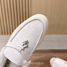 Loro Piana 诺悠翩雅🐰卡兔毛乐福鞋单鞋 意大利高级品牌Loro Piana 是意大利顶级奢侈品牌,以羊绒起家, Loro Piana 诺悠翩雅🐰卡兔毛乐福鞋单鞋 意大利高级品牌Loro Piana 是意大利顶级奢侈品牌,以羊绒起家,
