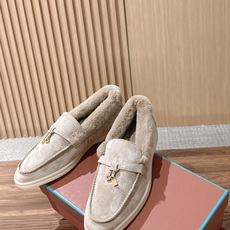 Loro Piana 诺悠翩雅🐰卡兔毛乐福鞋单鞋 意大利高级品牌Loro Piana 是意大利顶级奢侈品牌,以羊绒起家, Loro Piana 诺悠翩雅🐰卡兔毛乐福鞋单鞋 意大利高级品牌Loro Piana 是意大利顶级奢侈品牌,以羊绒起家,