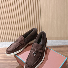 Loro Piana 诺悠翩雅🐰卡兔毛乐福鞋单鞋 意大利高级品牌Loro Piana 是意大利顶级奢侈品牌,以羊绒起家, Loro Piana 诺悠翩雅🐰卡兔毛乐福鞋单鞋 意大利高级品牌Loro Piana 是意大利顶级奢侈品牌,以羊绒起家,