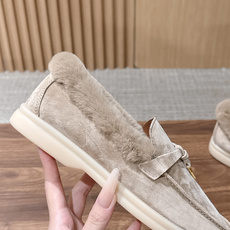 Loro Piana 诺悠翩雅🐰卡兔毛乐福鞋单鞋 意大利高级品牌Loro Piana 是意大利顶级奢侈品牌,以羊绒起家, Loro Piana 诺悠翩雅🐰卡兔毛乐福鞋单鞋 意大利高级品牌Loro Piana 是意大利顶级奢侈品牌,以羊绒起家,