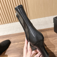 Jil Sander/吉尔桑达极26WF新品 绑带粗跟长靴 极简党秋冬的本命长靴 低调鞋款辨识度却很高 舒适与格调同时在 Jil Sander/吉尔桑达极26WF新品 绑带粗跟长靴 极简党秋冬的本命长靴 低调鞋款辨识度却很高 舒适与格调同时在
