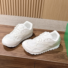 #情侣码 Bottega Veneta 葆蝶家运动鞋 王一博 同款 情侣款休闲鞋老爹鞋!Runner运动鞋!原版轻质科技 #情侣码 Bottega Veneta 葆蝶家运动鞋 王一博 同款 情侣款休闲鞋老爹鞋!Runner运动鞋!原版轻质科技