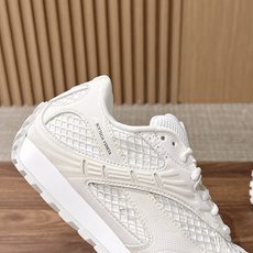 #情侣码 Bottega Veneta 葆蝶家运动鞋 王一博 同款 情侣款休闲鞋老爹鞋!Runner运动鞋!原版轻质科技 #情侣码 Bottega Veneta 葆蝶家运动鞋 王一博 同款 情侣款休闲鞋老爹鞋!Runner运动鞋!原版轻质科技