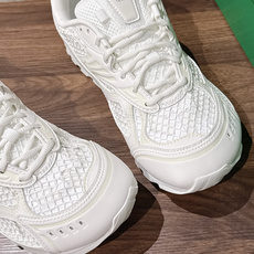 #情侣码 Bottega Veneta 葆蝶家运动鞋 王一博 同款 情侣款休闲鞋老爹鞋!Runner运动鞋!原版轻质科技 #情侣码 Bottega Veneta 葆蝶家运动鞋 王一博 同款 情侣款休闲鞋老爹鞋!Runner运动鞋!原版轻质科技