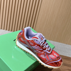 #情侣码 Bottega Veneta 葆蝶家运动鞋 王一博 同款 情侣款休闲鞋老爹鞋!Runner运动鞋!原版轻质科技 #情侣码 Bottega Veneta 葆蝶家运动鞋 王一博 同款 情侣款休闲鞋老爹鞋!Runner运动鞋!原版轻质科技