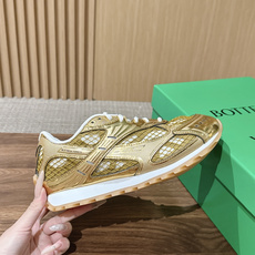 #情侣码 Bottega Veneta 葆蝶家运动鞋 王一博 同款 情侣款休闲鞋老爹鞋!Runner运动鞋!原版轻质科技 #情侣码 Bottega Veneta 葆蝶家运动鞋 王一博 同款 情侣款休闲鞋老爹鞋!Runner运动鞋!原版轻质科技