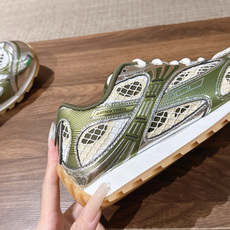 #情侣码 Bottega Veneta 葆蝶家运动鞋 王一博 同款 情侣款休闲鞋老爹鞋!Runner运动鞋!原版轻质科技 #情侣码 Bottega Veneta 葆蝶家运动鞋 王一博 同款 情侣款休闲鞋老爹鞋!Runner运动鞋!原版轻质科技