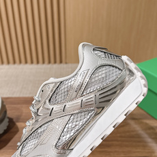 #情侣码 Bottega Veneta 葆蝶家运动鞋 王一博 同款 情侣款休闲鞋老爹鞋!Runner运动鞋!原版轻质科技 #情侣码 Bottega Veneta 葆蝶家运动鞋 王一博 同款 情侣款休闲鞋老爹鞋!Runner运动鞋!原版轻质科技