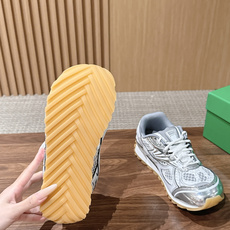 #情侣码 Bottega Veneta 葆蝶家运动鞋 王一博 同款 情侣款休闲鞋老爹鞋!Runner运动鞋!原版轻质科技 #情侣码 Bottega Veneta 葆蝶家运动鞋 王一博 同款 情侣款休闲鞋老爹鞋!Runner运动鞋!原版轻质科技