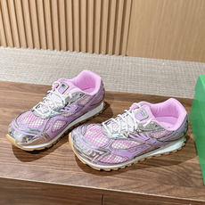 #情侣码 Bottega Veneta 葆蝶家运动鞋 王一博 同款 情侣款休闲鞋老爹鞋!Runner运动鞋!原版轻质科技 #情侣码 Bottega Veneta 葆蝶家运动鞋 王一博 同款 情侣款休闲鞋老爹鞋!Runner运动鞋!原版轻质科技