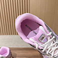 #情侣码 Bottega Veneta 葆蝶家运动鞋 王一博 同款 情侣款休闲鞋老爹鞋!Runner运动鞋!原版轻质科技 #情侣码 Bottega Veneta 葆蝶家运动鞋 王一博 同款 情侣款休闲鞋老爹鞋!Runner运动鞋!原版轻质科技