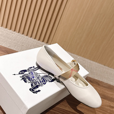 【莞产】Burberry 巴宝莉新品格纹平底芭蕾舞鞋 经典格纹铺陈老钱风格调,芭蕾鞋型柔和衬脚,玛丽珍搭扣简约利落,平底 【莞产】Burberry 巴宝莉新品格纹平底芭蕾舞鞋 经典格纹铺陈老钱风格调,芭蕾鞋型柔和衬脚,玛丽珍搭扣简约利落,平底