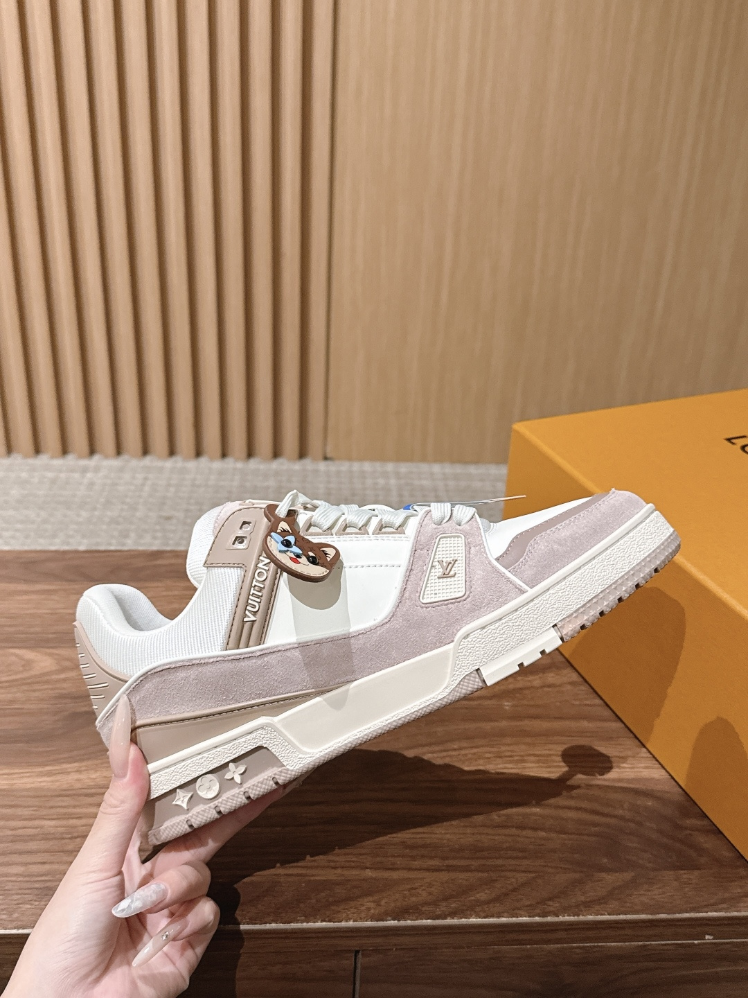 #情侣码 Louis Vuitton #路易威登休闲运动鞋 滑板鞋 经典回归每一个都不想错过!整个鞋身都有LVMonog #情侣码 Louis Vuitton #路易威登休闲运动鞋 滑板鞋 经典回归每一个都不想错过!整个鞋身都有LVMonog