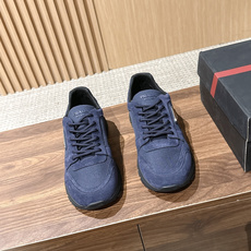 PRADA#普拉达男士三角标休闲运动鞋 特定帆布+麂皮材质 时尚百搭 底厚4.5CM Size :39-44(38/45 PRADA#普拉达男士三角标休闲运动鞋 特定帆布+麂皮材质 时尚百搭 底厚4.5CM Size :39-44(38/45
