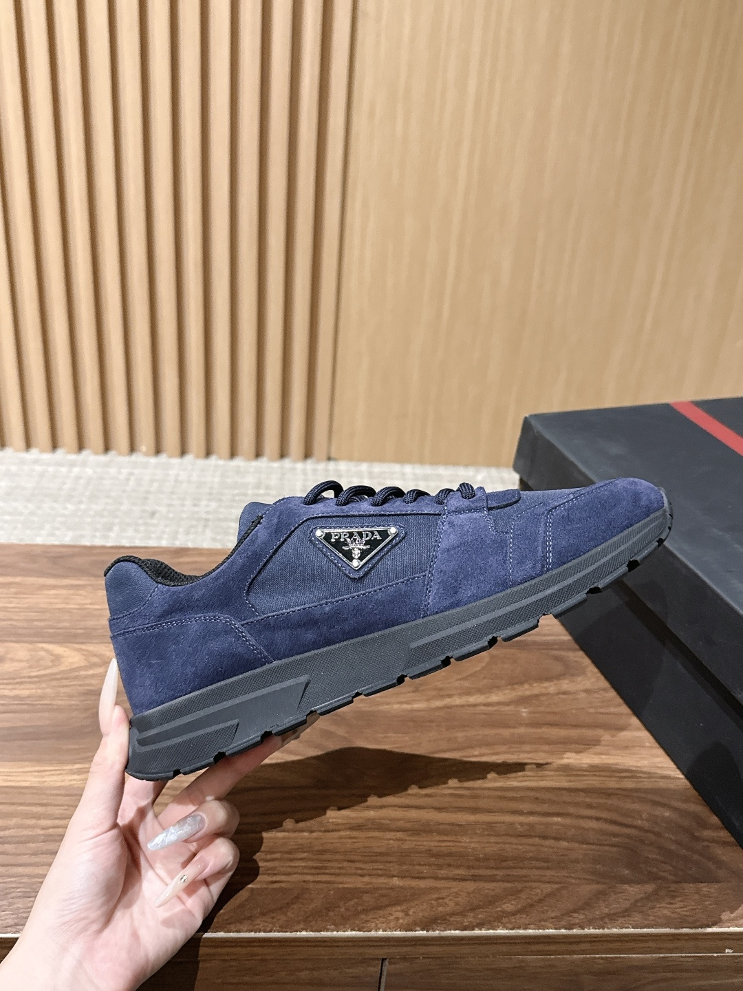 PRADA#普拉达男士三角标休闲运动鞋 特定帆布＋麂皮材质 时尚百搭 底厚4.5CM Size :39-44（38/45