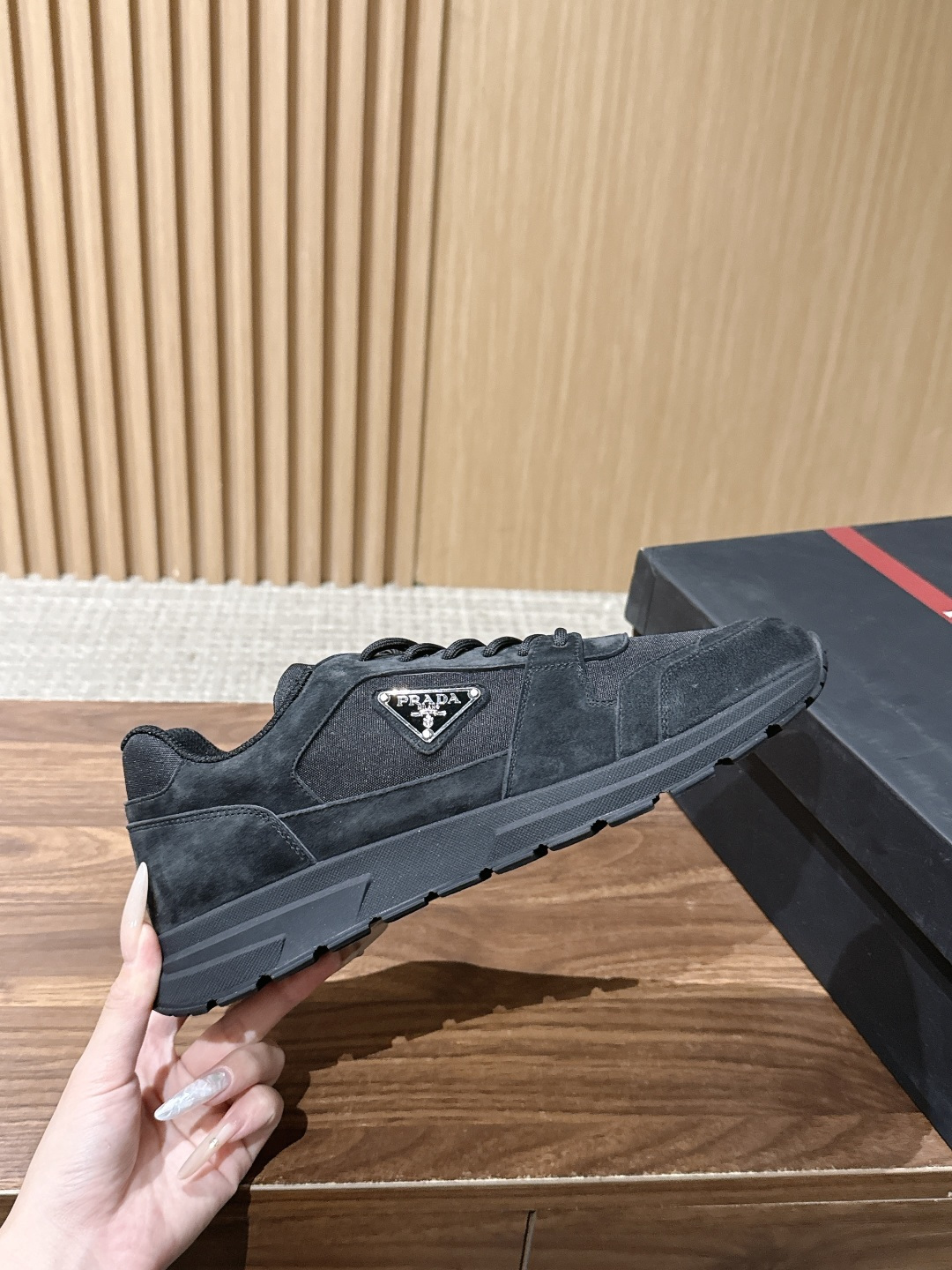 PRADA#普拉达男士三角标休闲运动鞋 特定帆布＋麂皮材质 时尚百搭 底厚4.5CM Size :39-44（38/45