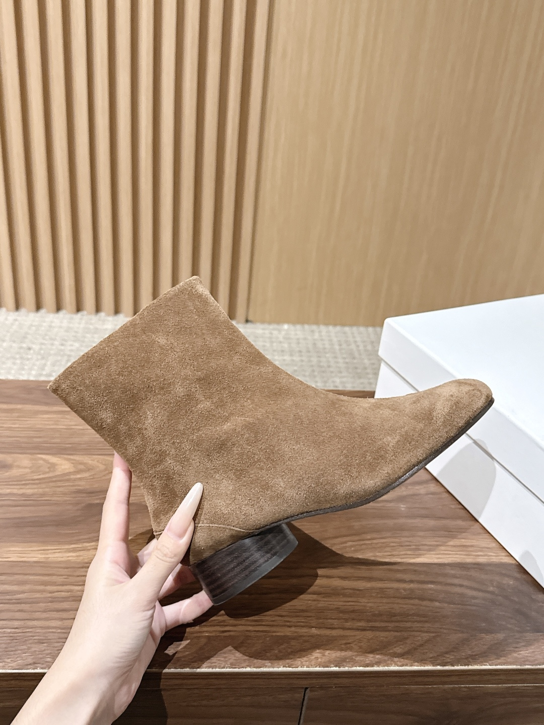 【莞产#3cm】Maison Margiela#马吉拉分趾经典分趾靴 辨识度极高,舒适度满分。 不会过时的决绝子单品 最 【莞产#3cm】Maison Margiela#马吉拉分趾经典分趾靴 辨识度极高,舒适度满分。 不会过时的决绝子单品 最