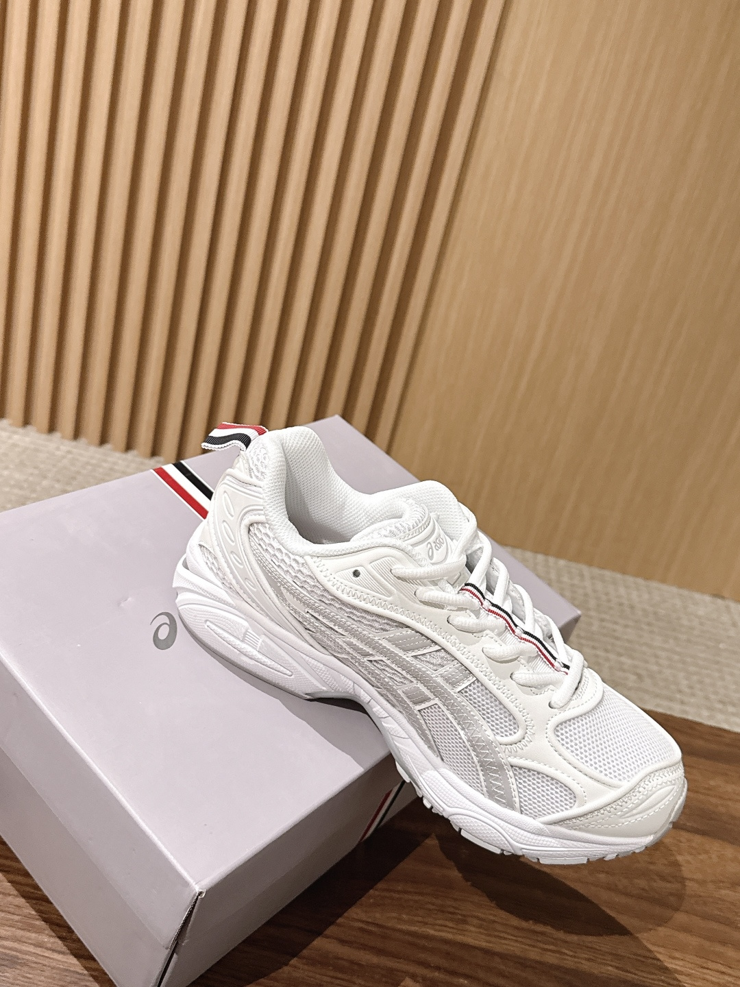 亚瑟士联名款来…… 26款重磅推出!!纯原 纯原Thom Browne&Asics联名款运动鞋! Thom B 亚瑟士联名款来…… 26款重磅推出!!纯原 纯原Thom Browne&Asics联名款运动鞋! Thom B
