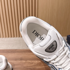 𝐂𝐇𝐑𝐈𝐒𝐓𝐈𝐀𝐍 𝐃𝐈𝐎𝐑 𝐁𝟯𝟬 迪奥火爆情侣休闲鞋【撞脸NB?现已是D奥B30】时代 顺应复古市场趋势的「Dad 𝐂𝐇𝐑𝐈𝐒𝐓𝐈𝐀𝐍 𝐃𝐈𝐎𝐑 𝐁𝟯𝟬 迪奥火爆情侣休闲鞋【撞脸NB?现已是D奥B30】时代 顺应复古市场趋势的「Dad