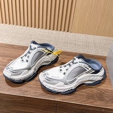【顶级】Balenciaga Triple S.2 Gradient独有的松弛先锋感 这双鞋把复古做旧和未来感老爹鞋玩明 【顶级】Balenciaga Triple S.2 Gradient独有的松弛先锋感 这双鞋把复古做旧和未来感老爹鞋玩明
