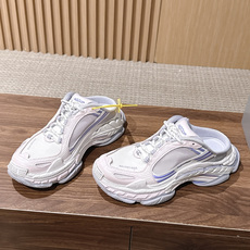 【顶级】Balenciaga Triple S.2 Gradient独有的松弛先锋感 这双鞋把复古做旧和未来感老爹鞋玩明 【顶级】Balenciaga Triple S.2 Gradient独有的松弛先锋感 这双鞋把复古做旧和未来感老爹鞋玩明