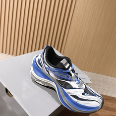【顶级】Balenciaga JET#巴黎世家春夏最新款老爹鞋 运动鞋 采用标志性的解构主义设计 不规则剪裁 外露缝线与 【顶级】Balenciaga JET#巴黎世家春夏最新款老爹鞋 运动鞋 采用标志性的解构主义设计 不规则剪裁 外露缝线与