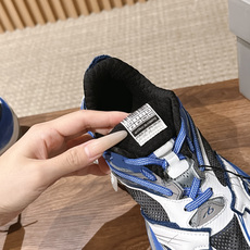 【顶级】Balenciaga JET#巴黎世家春夏最新款老爹鞋 运动鞋 采用标志性的解构主义设计 不规则剪裁 外露缝线与 【顶级】Balenciaga JET#巴黎世家春夏最新款老爹鞋 运动鞋 采用标志性的解构主义设计 不规则剪裁 外露缝线与