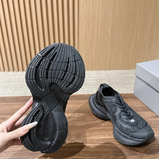 【顶级】 Balenciaga 巴黎世家 CIRCUIT 男士运动鞋12代半布面老爹鞋出货 延续潮流跑鞋做旧老爹鞋,鞋身 【顶级】 Balenciaga 巴黎世家 CIRCUIT 男士运动鞋12代半布面老爹鞋出货 延续潮流跑鞋做旧老爹鞋,鞋身