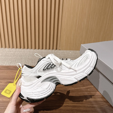 Balenciaga 10XL# 巴黎世家新款运动鞋强势出货 重工打造 所有配件均通过定做出产正品裁片 正确字体电绣 粗 Balenciaga 10XL# 巴黎世家新款运动鞋强势出货 重工打造 所有配件均通过定做出产正品裁片 正确字体电绣 粗