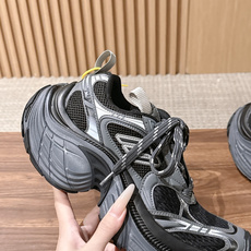 Balenciaga 10XL# 巴黎世家新款运动鞋强势出货 重工打造 所有配件均通过定做出产正品裁片 正确字体电绣 粗 Balenciaga 10XL# 巴黎世家新款运动鞋强势出货 重工打造 所有配件均通过定做出产正品裁片 正确字体电绣 粗