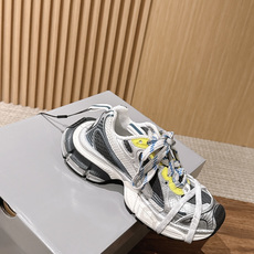 Balenciaga 巴黎世家九代最新爆款3XL Sneaker系列 情侣款 休闲 老爹鞋 运动鞋 整体鞋型汲取了Ba Balenciaga 巴黎世家九代最新爆款3XL Sneaker系列 情侣款 休闲 老爹鞋 运动鞋 整体鞋型汲取了Ba