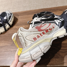 Balenciaga 巴黎世家九代最新爆款3XL Sneaker系列 情侣款 休闲 老爹鞋 运动鞋 整体鞋型汲取了Ba Balenciaga 巴黎世家九代最新爆款3XL Sneaker系列 情侣款 休闲 老爹鞋 运动鞋 整体鞋型汲取了Ba