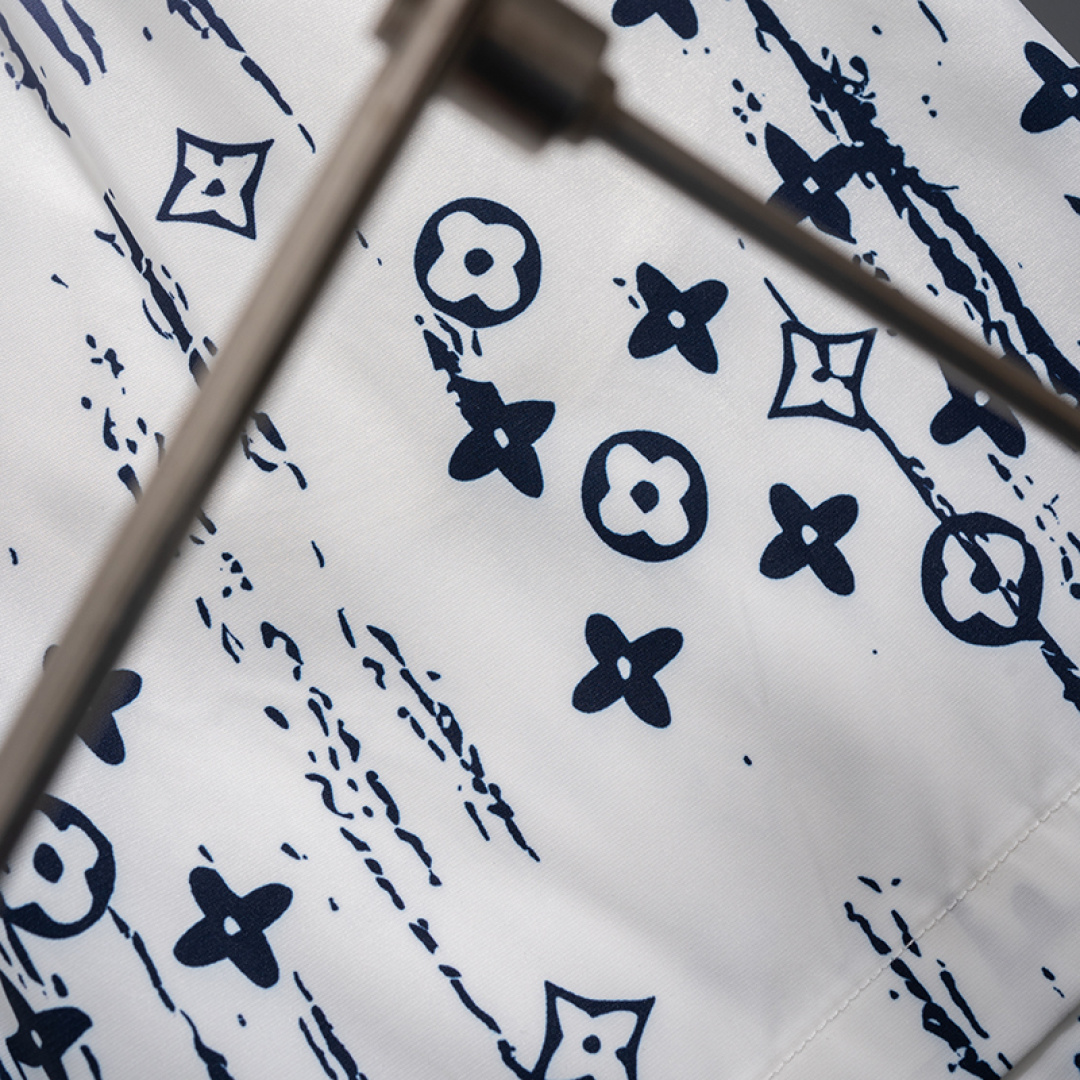 Louis Vuitton 路易Lv 最新款男士潮牌沙滩裤，料子细腻光，快 高清面料印花，手感极佳 M~XXXL
