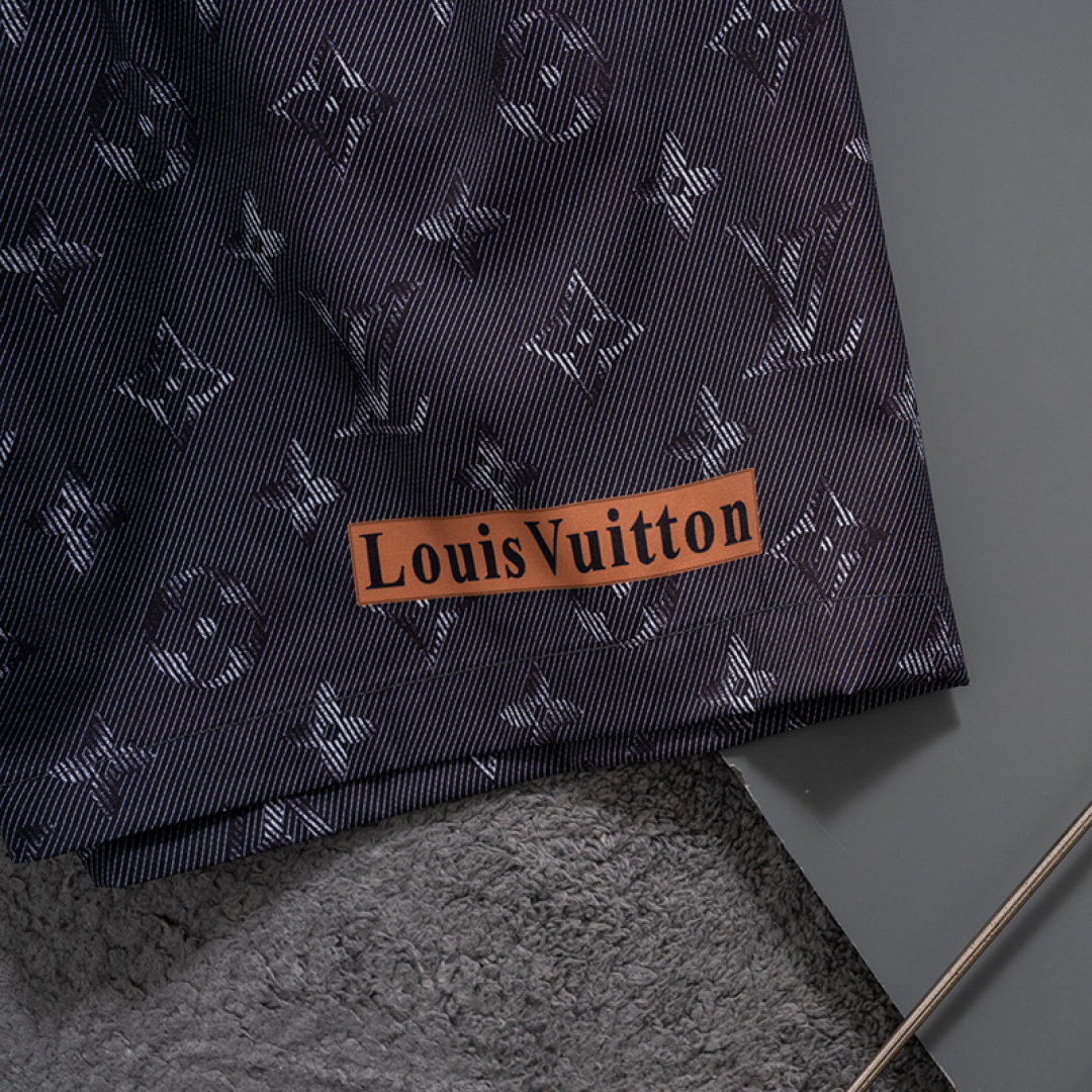 Louis Vuitton 路易lv 最新款男士潮牌沙滩裤，料子细腻光，快 高清面料印花，手感极佳 M~XXXL 两个颜色
