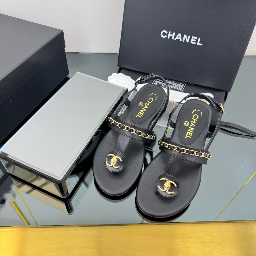 Elegant Black Sandals with Gold Chain Detail - The Perfect Summer Staple 5 cmp i1743030360104 2159 0 3