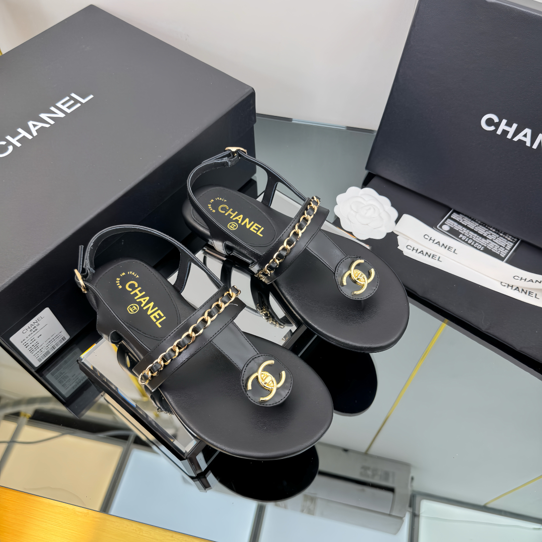 Elegant Black Sandals with Gold Chain Detail - The Perfect Summer Staple 7 cmp i1743030363711 3111 0 5