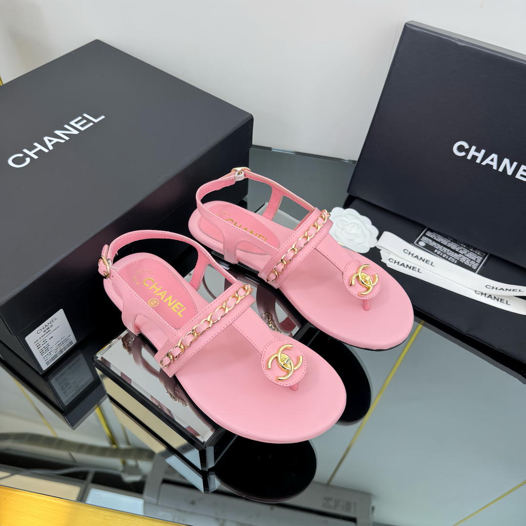 Elegant Lambskin Sandals with Slingback and Gold Chain Accents for Women 10 cmp i1743030398451 3470 0 8