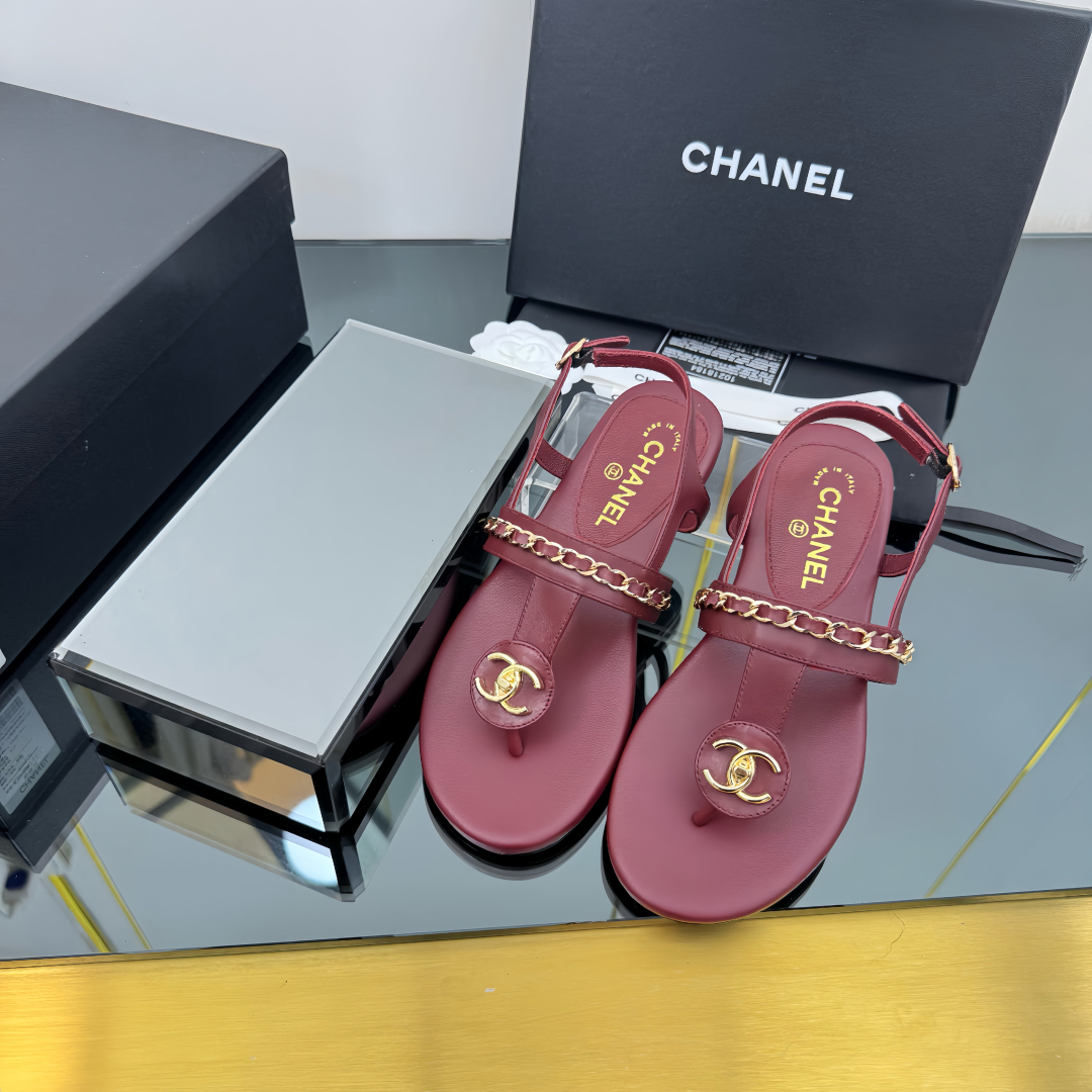 Elegant Leather Thong Sandals with Chain Detail | Luxurious Summer Style 9 cmp i1743030416611 9227 0 7