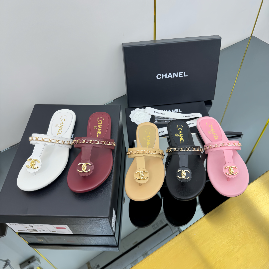 Elegant Women's Sandals with Lambskin and Chain Detail | Stylish & Comfortable 9 cmp i1743030456109 9466 0 7