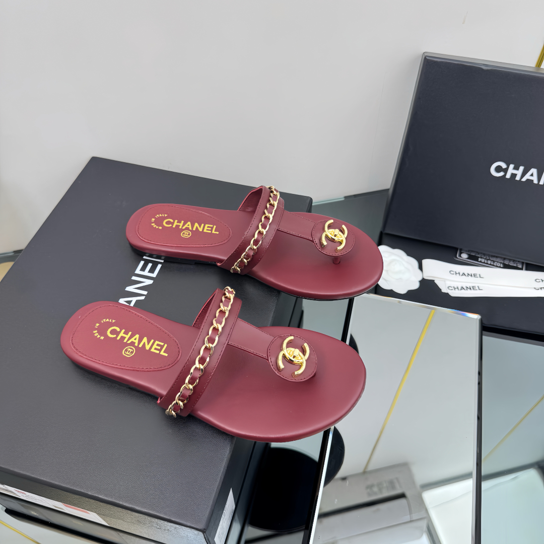 Chanel Women's Leather Thong Sandals With Chain Detail -Burgundy 9 cmp i1743030525008 6342 0 7