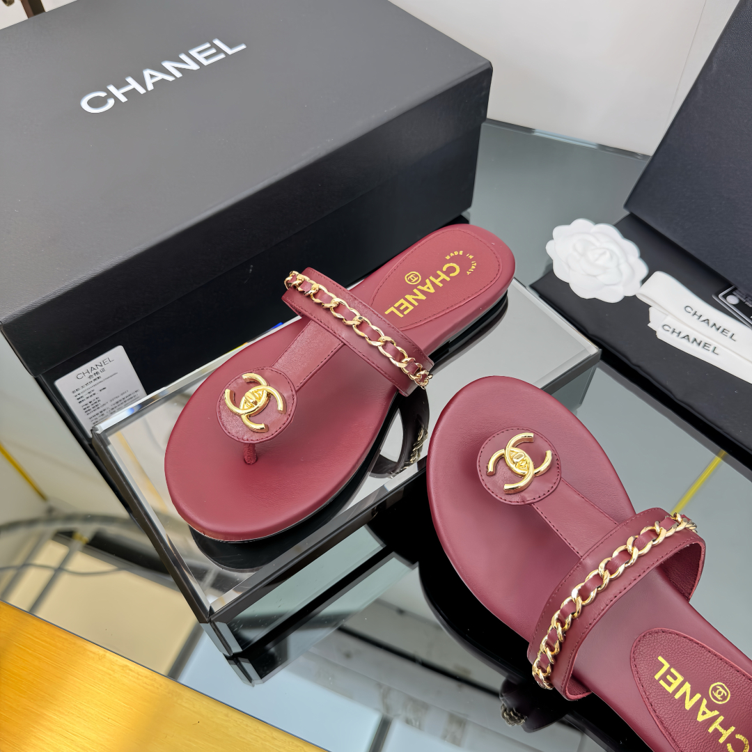 Chanel Women's Leather Thong Sandals With Chain Detail -Burgundy 7 cmp i1743030525036 1599 0 5