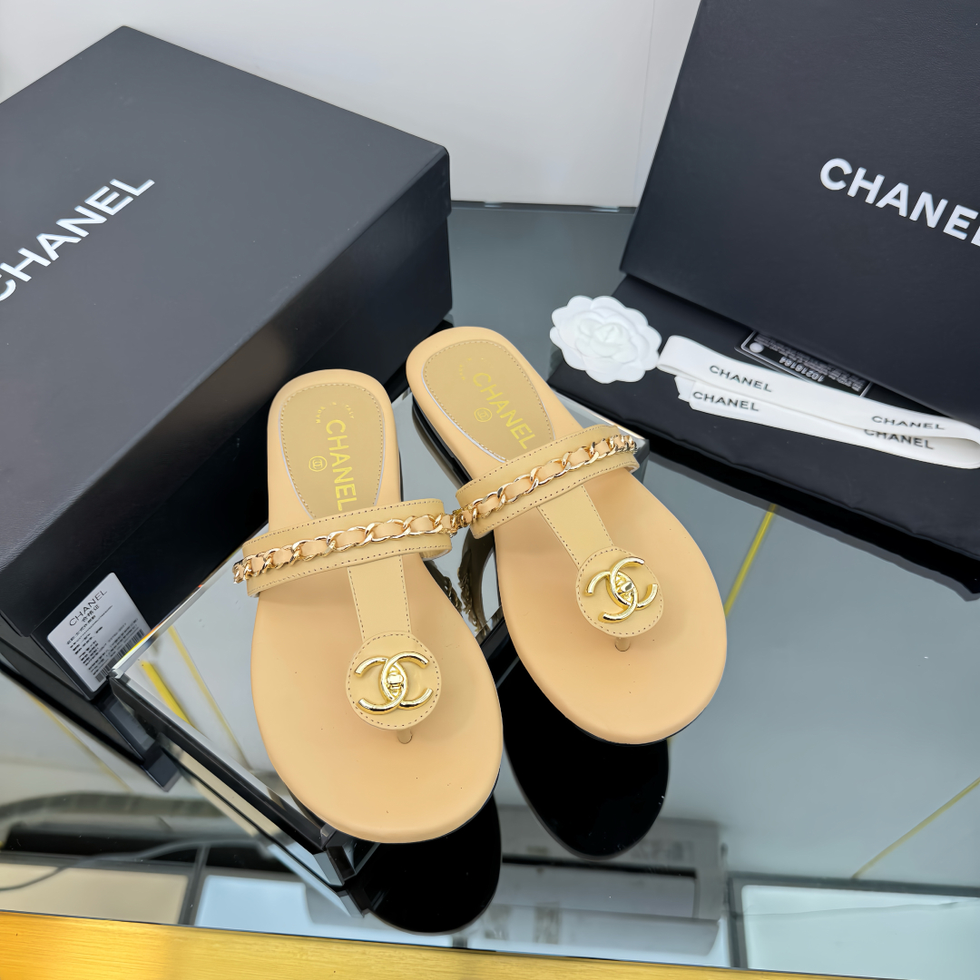 Chanel Women's Beige Leather Thong Sandals with Chain Detail 1 Chanel Women's Beige Leather Thong Sandals with Chain Detail
