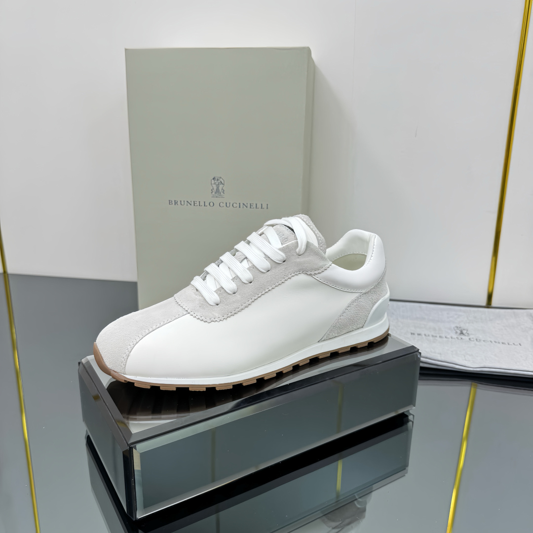 NO:256609,High-version original packaging! ! !  / Brunelo Cucinelli new style, · Spliced ​​sneakers · White, high mercerized cow velvet spliced ​​silk calfskin, silk calfskin lining · Rubber flat · High elastic latex insole with calfskin footbed · Iconic Monili chain decoration details Comparison toe · Original pulling craftsmanship · Full set of original packaging boxes · Size 35 36 37 38 39 40 41 42, casual shoes/sneakers, cowhide19860909高版本原版全套包装！！！  / 布鲁内洛·库奇内利新款, · 拼接运动鞋 ·白色,高丝光牛绒拼接丝绸小牛皮 ,丝绸小牛皮内裡 ·橡胶平底 ·高弹乳胶鞋垫配小牛皮垫脚 ·标志性Monili链饰细节 对比鞋头 ·原版拉帮工艺 · 全套原版包装盒 ·码数35 36 37 38 39 40 41 42,休闲鞋/运动鞋,sneakers,cowhide,Women's Shoes