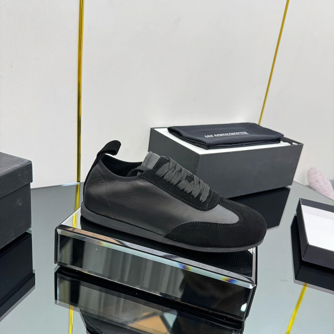 Spanish-Specific Leisure Shoes: ANN ANDELMAN’s Unique and Stylish Design - 图片 3