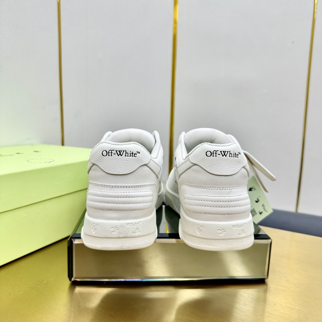 Title: Off-White New Arrow Colored Shoes Summary: Off-White offers stylish, comfortable shoes with unique design elements like arrow patterns and red accents. - 图片 7