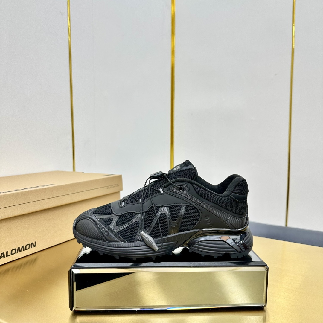 NO:255236,Salomon 25 Spring and Summer New Series XT-whisper is very lightweight!  Loose and breathable, not pressing on the feet, and it is recommended by celebrities. It is a model that increases the height of the feet and makes your legs look thinner!  The upper is also classic with wavy mesh leather covering, and is paired with Kith's iconic brand logo, low-key and luxurious. This pair of shoes can be easily controlled whether it is matched with work pants, sporty style or simple street style!  The matcha brown and green color combination is cool and stylish, while the cream is white and yellow is fresh and versatile. It is definitely an eye-catching tool for going out in spring!  35-40, Daddy's shoes19860909萨洛蒙25春夏全新系列XT-whisper 非常轻便！宽松透气不压脚面,而且还是明星同款推荐～上脚增高显腿细！ 鞋面采用也是经典的鞋面波浪形网眼皮革覆盖,搭配kith标志性的品牌标识,低调又奢华. 这双鞋无论是搭配工装裤,运动风还是简约街头风都能轻松驾驭！抹茶棕绿配色酷炫有型,奶油白黄则清新百搭,绝对是春季出街的吸睛神器！ 35-40,老爹鞋,Women's Shoes