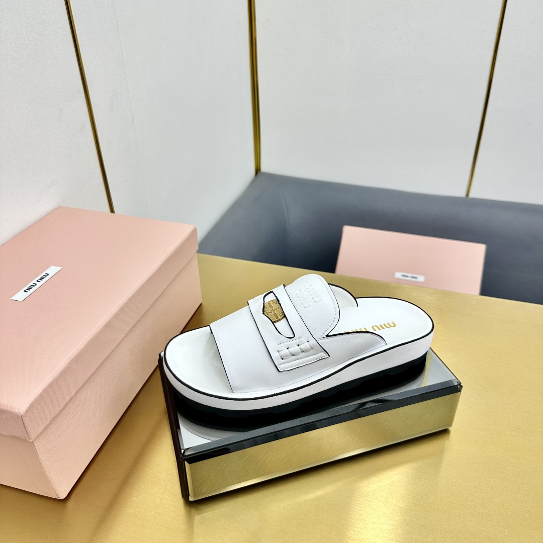 NO:245790,Miao Miao's new coin Love semi-travel really makes people feel melted. The overall shoe shape is delicate and not heavy, round-toed slippers and sandals Size35-39 (40 custom made without return or exchange), slippers, loafers, sandals, slippers19860909缪缪新款钱币乐福半拖 真的让人一整个心都融化 鞋型整体都狠秀气不笨重、圆头拖鞋凉鞋 Size35-39（40定做不退换）,拖鞋,loafers,sandals,slippers,Women's Shoes